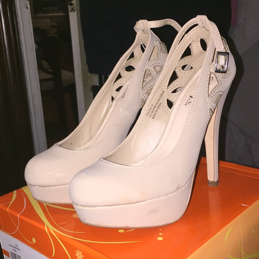 nude heels